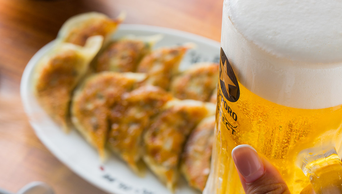 餃子とビール